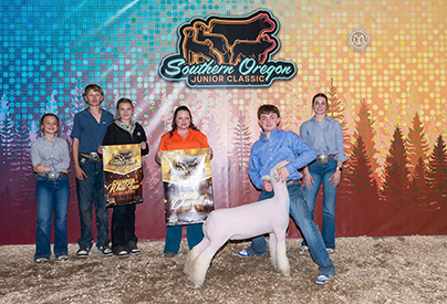 Petunia”
3rd Overall Ewe
Southern Oregon Junior Classic